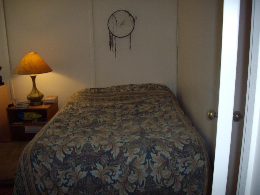 Cumberland Lake Trail Guesthouse الغرفة الصورة